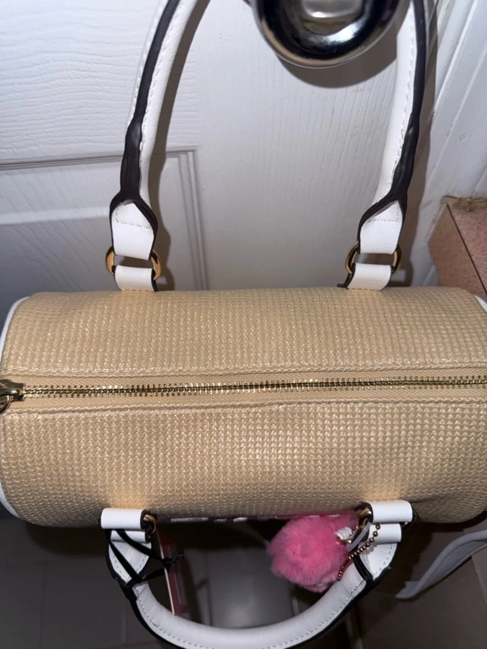 NWT Juicy Couture Free to Be Juicy Speedy Satchel In Natural w/Heart Charm